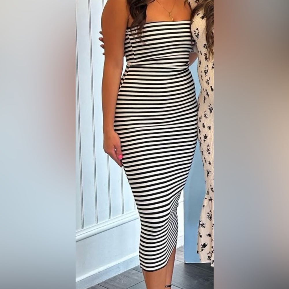 Zara Black White Stripped Tube Strapless Dress Bodycon